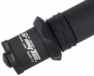 Фонарь Armytek Dobermann / XP-E2 Красный / 200 лм / 5°:40° / 1x18650 или 2xCR123A