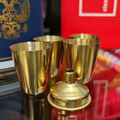 Фляга "Герб Росии" 0,27л, 4 стаканчика
